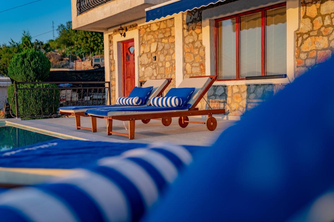 Casa Farmak - 4 Bedroom Lux Apartment With Infinity Pool & Lake View أوهغيد المظهر الخارجي الصورة