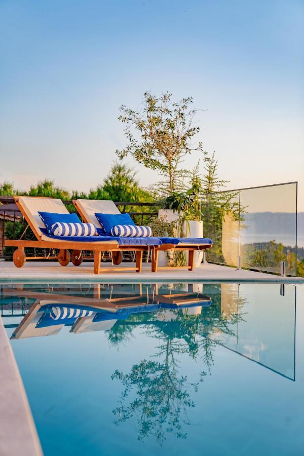 Casa Farmak - 4 Bedroom Lux Apartment With Infinity Pool & Lake View أوهغيد المظهر الخارجي الصورة